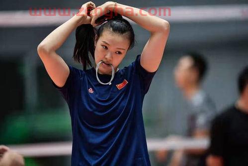 中国女排队员张常宁的脚（中国女排队员张常宁的外号叫什么）