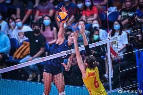 中国女排对美国女孩（中国女排对战美国女排队员）